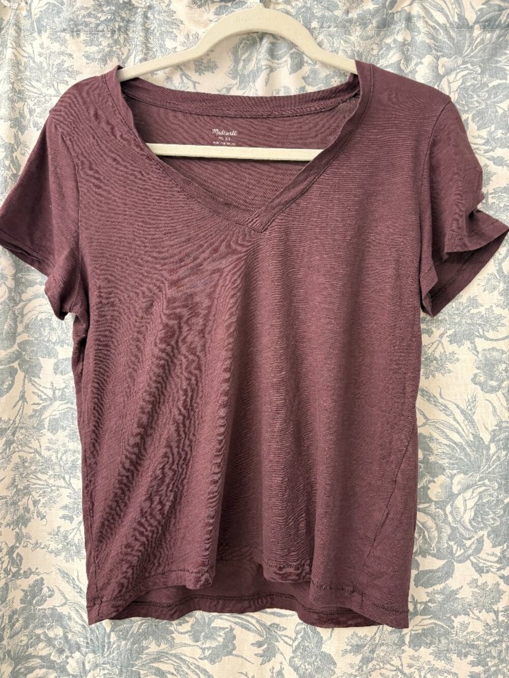 Madewell V-Neck T-Shirt XS